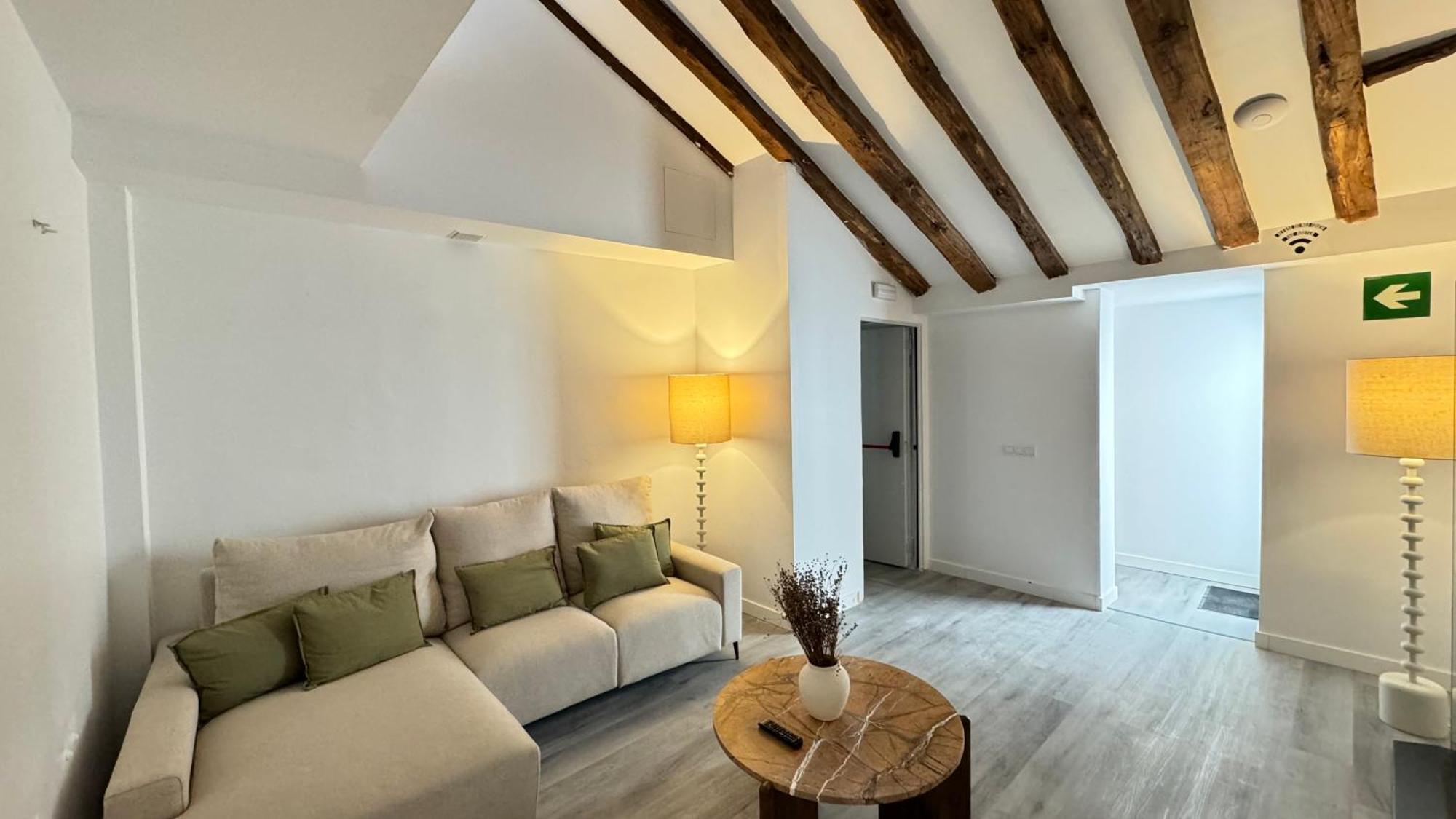 Habitaciones Leganitos -No Ascensor- Hostel