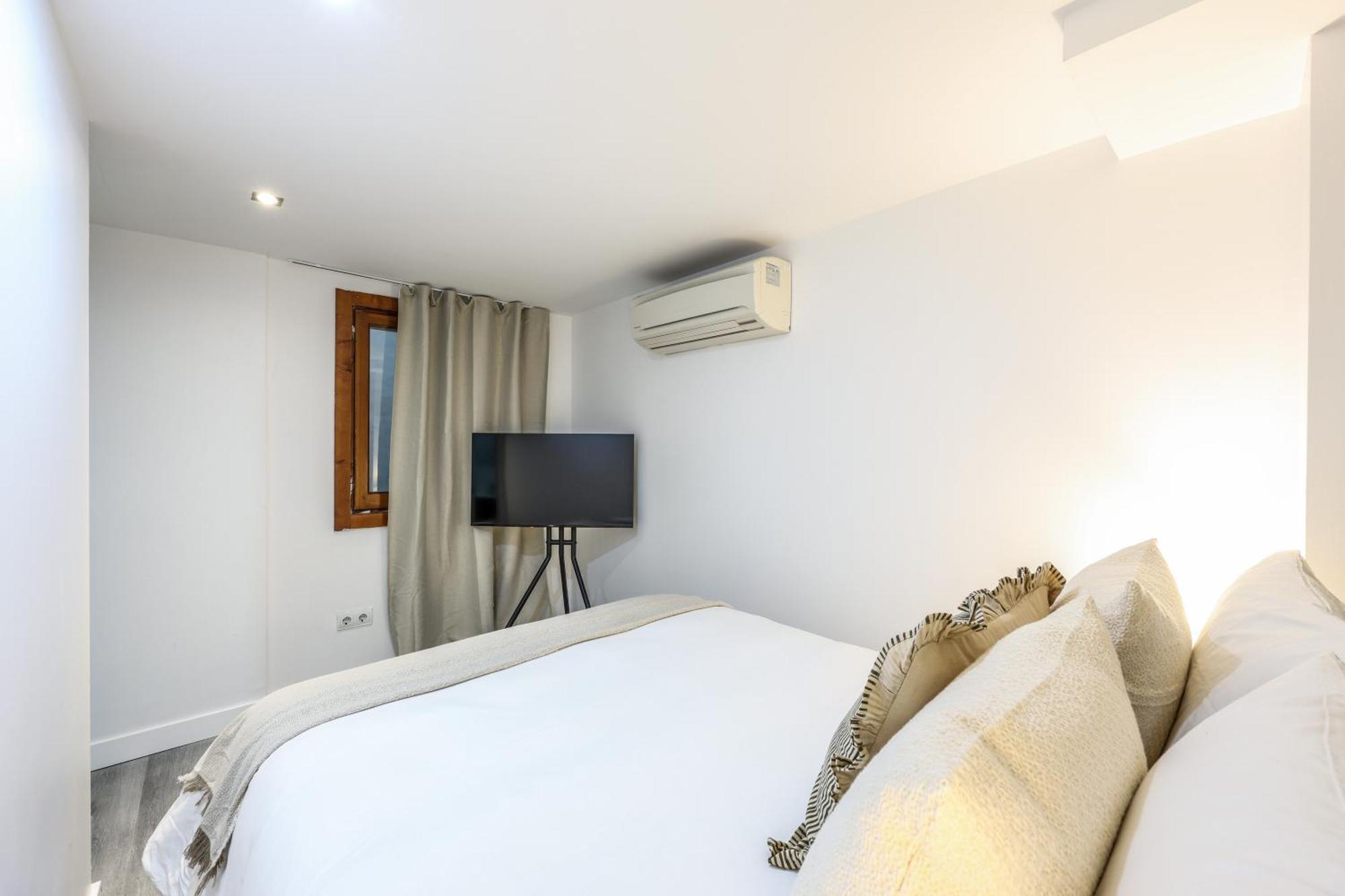 Hostel Habitaciones Leganitos -No Ascensor- Madrid